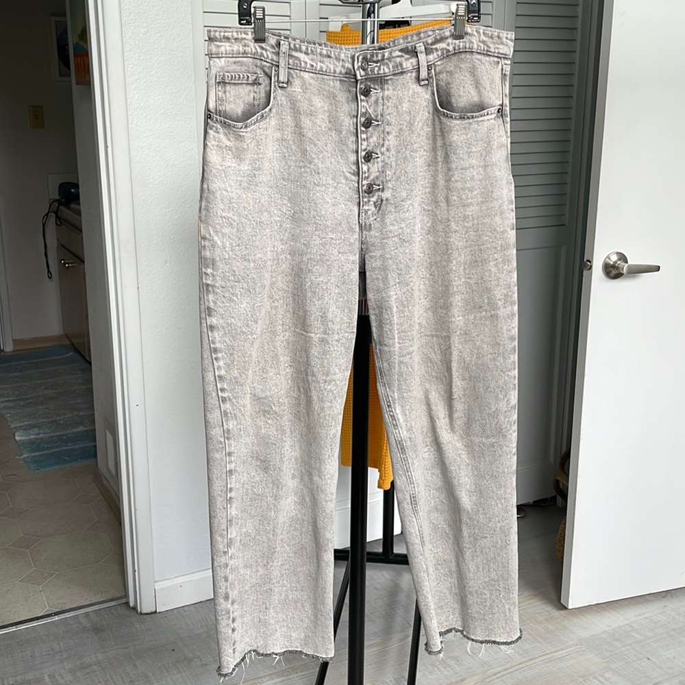 High waisted mom jeans